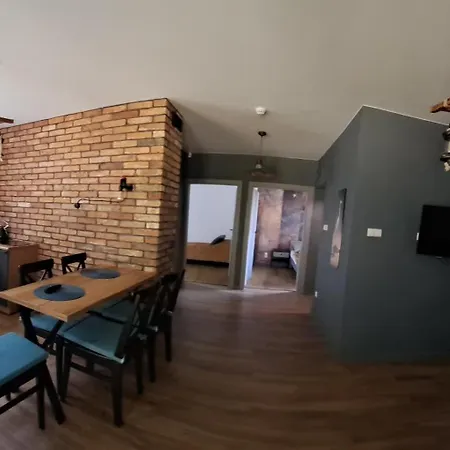 Siedlisko Czapla Kolo Przy Suntago - Caloroczny Murowany Ogrzewany Grabce-Towarzystwo