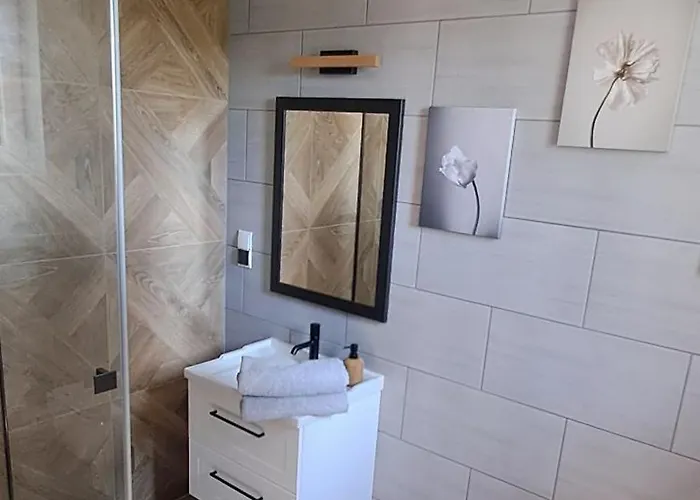 Siedlisko Czapla Kolo Przy Suntago - Caloroczny Murowany Ogrzewany Apartman *